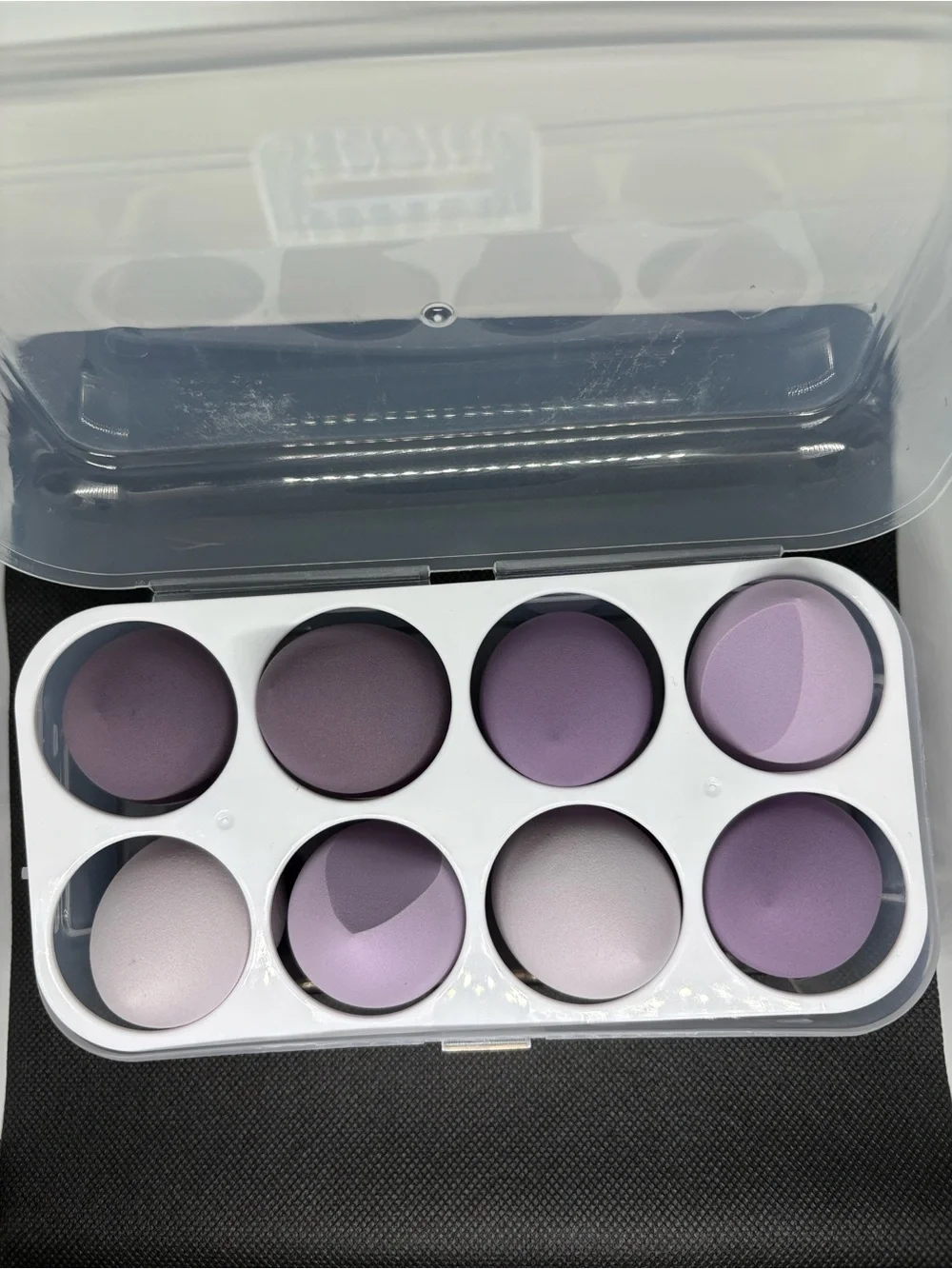 Set of 8 Purple Makeup Sponges in Storage Case